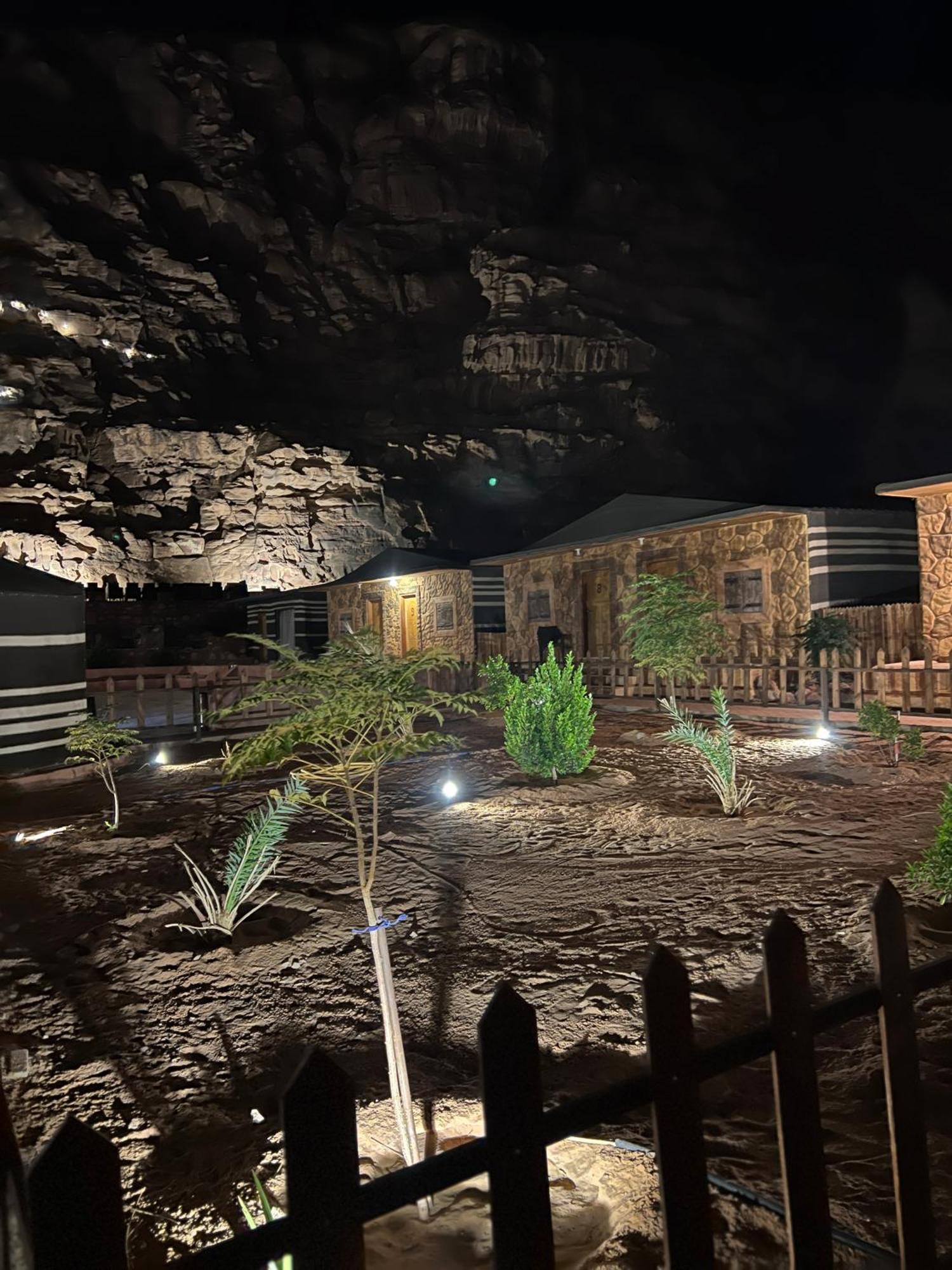 Wadi Rum Sky Camp Exteriér fotografie
