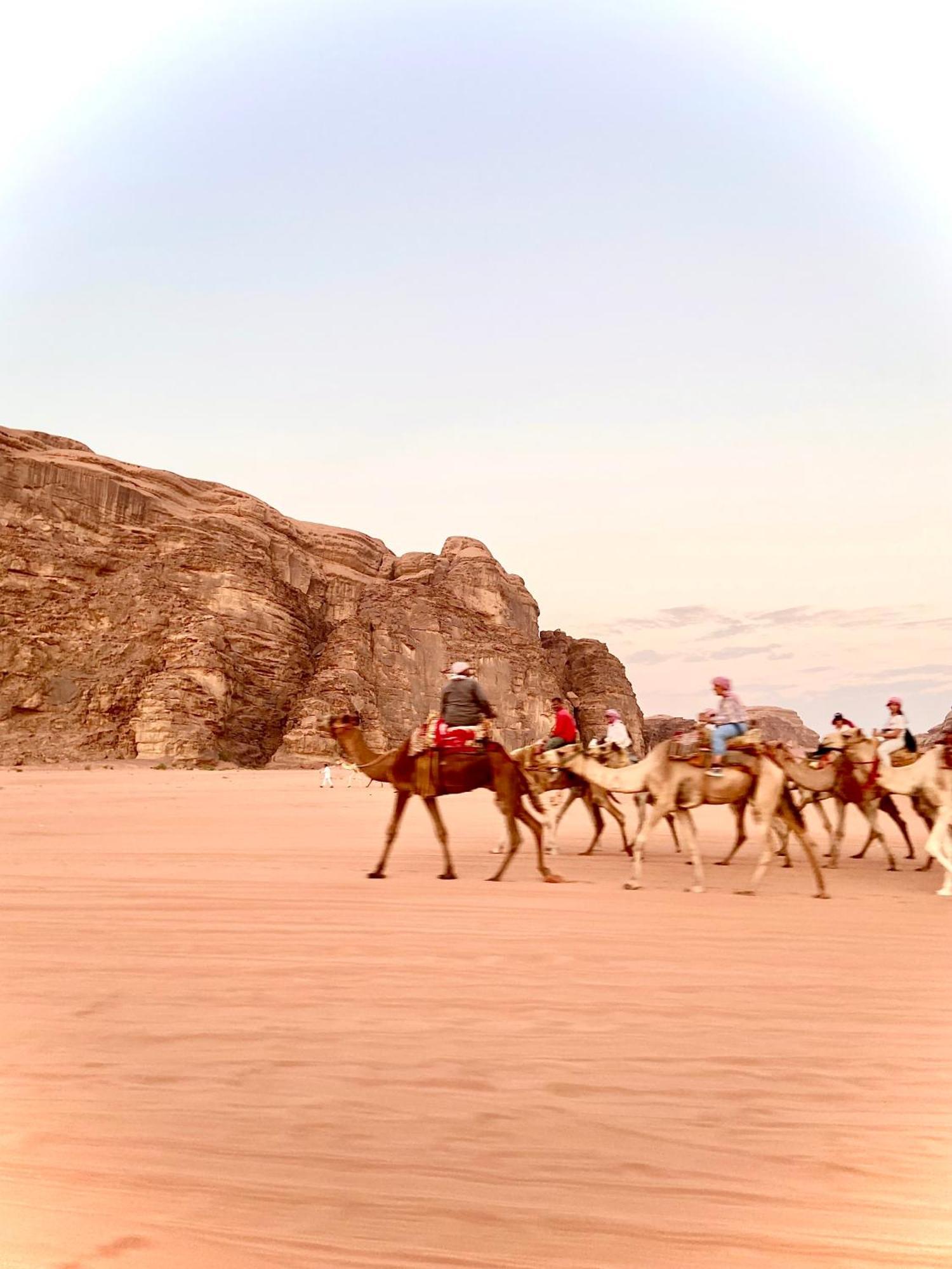 Wadi Rum Sky Camp Exteriér fotografie